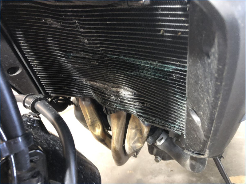 YAMAHA MT09 