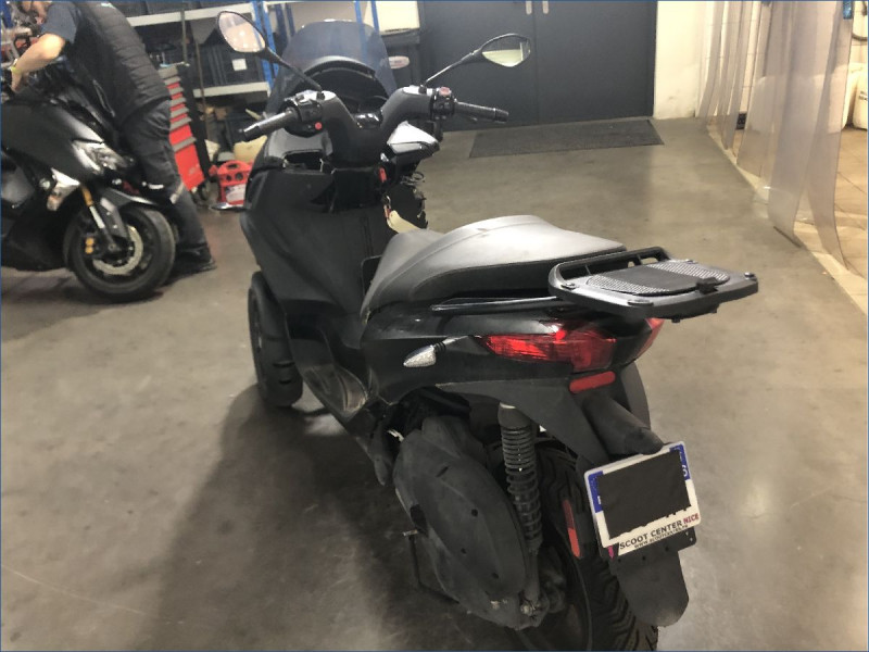 PIAGGIO 300 MP3 HPE