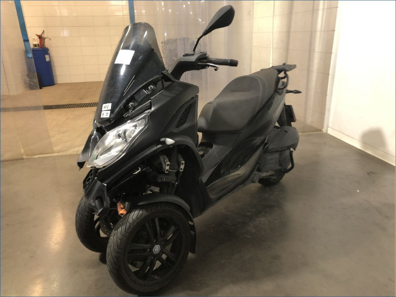 PIAGGIO 300 MP3 HPE