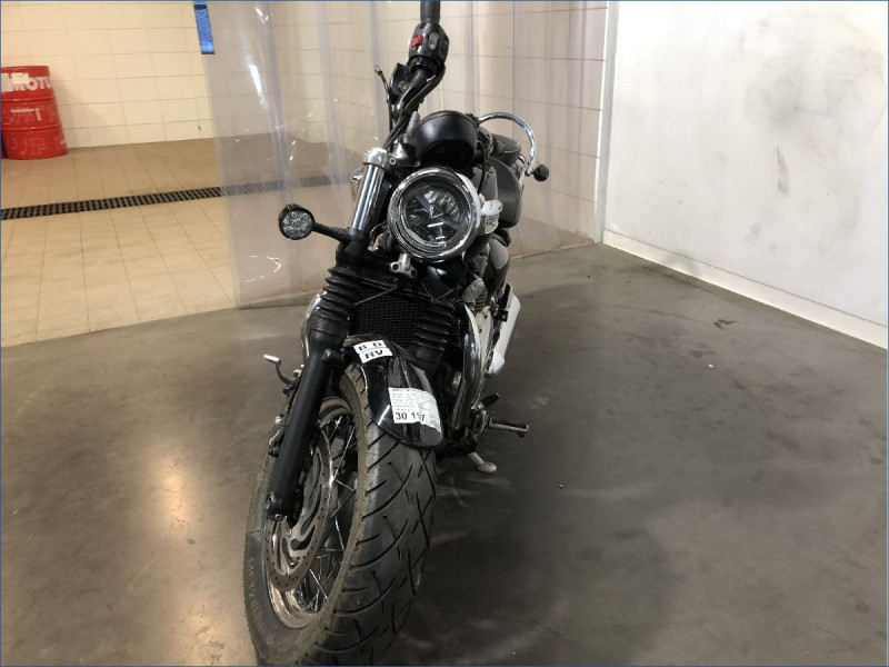 TRIUMPH 1200 SPEEDMASTER 