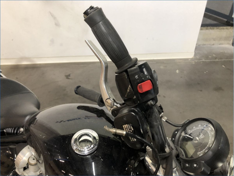 TRIUMPH 1200 SPEEDMASTER 