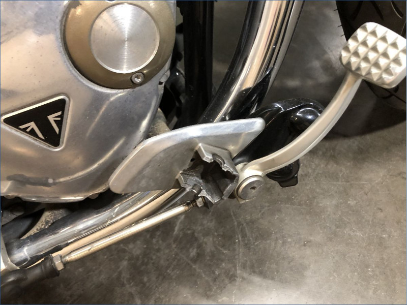 TRIUMPH 1200 SPEEDMASTER 