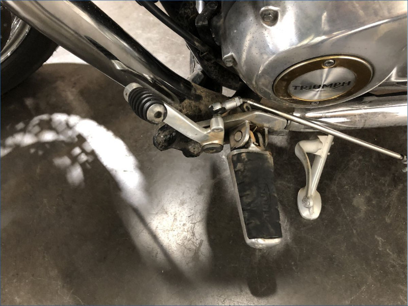 TRIUMPH 1200 SPEEDMASTER 