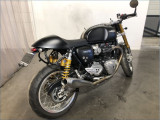 TRIUMPH 1200 THRUXTON R
