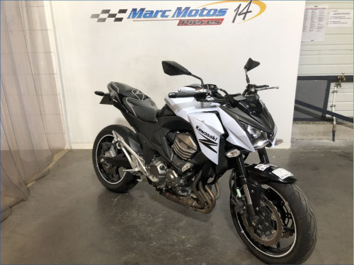KAWASAKI Z800 