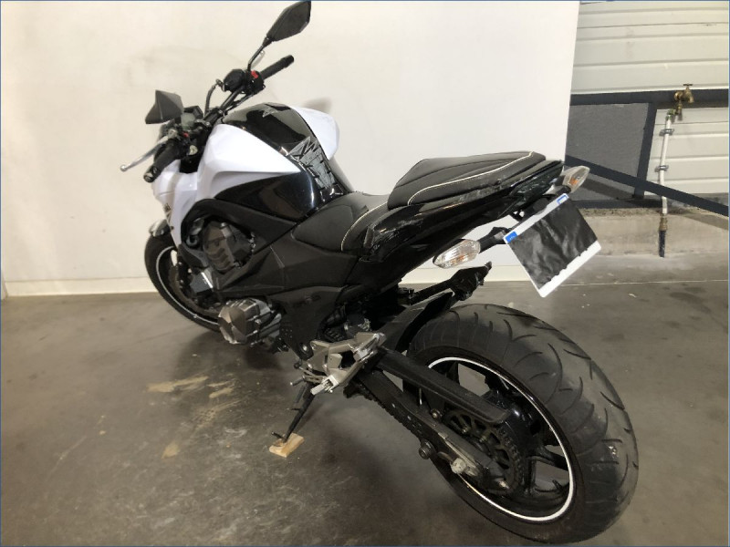 KAWASAKI Z800 
