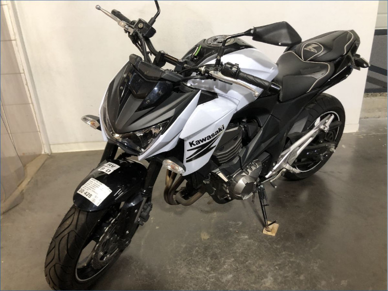 KAWASAKI Z800 