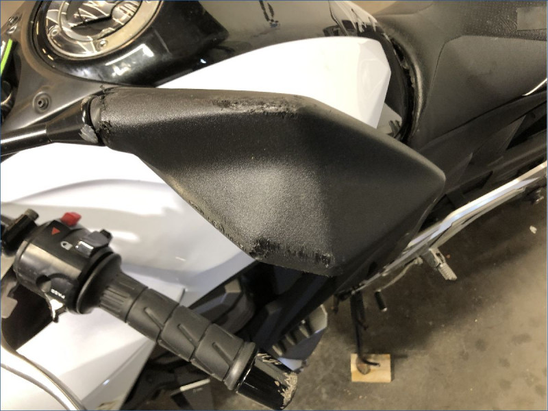 KAWASAKI Z800 