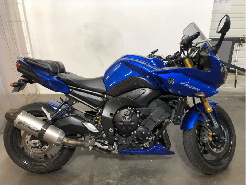 YAMAHA FZ8 