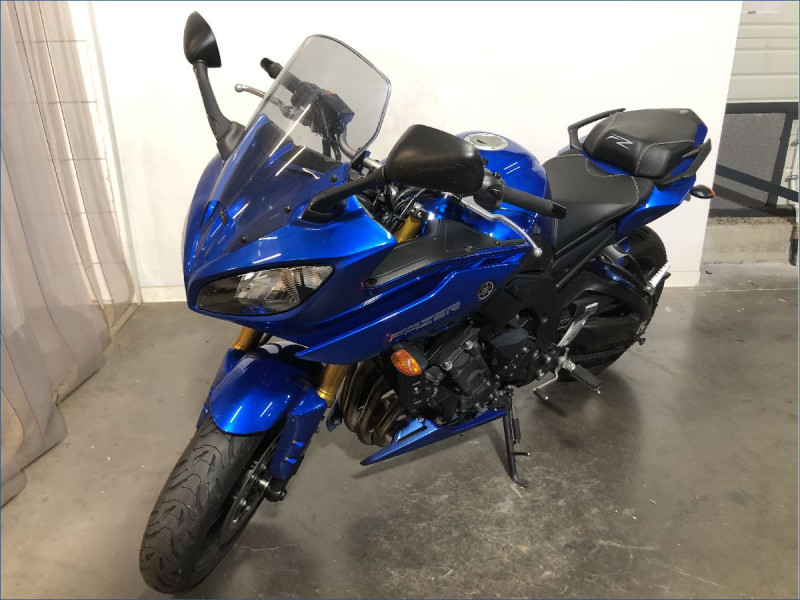 YAMAHA FZ8 