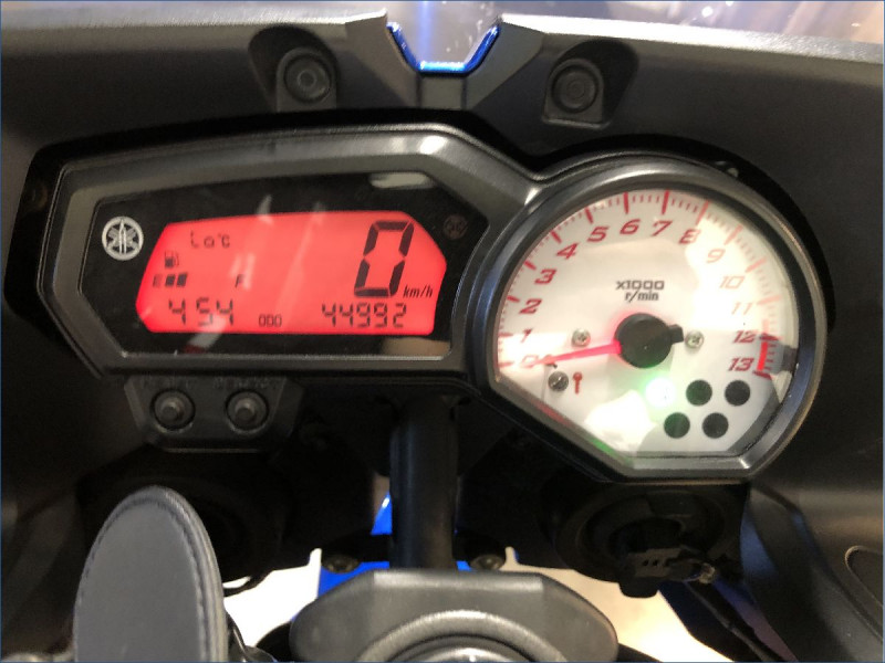 YAMAHA FZ8 