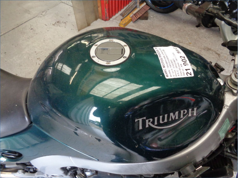 TRIUMPH 955 SPRINT ST