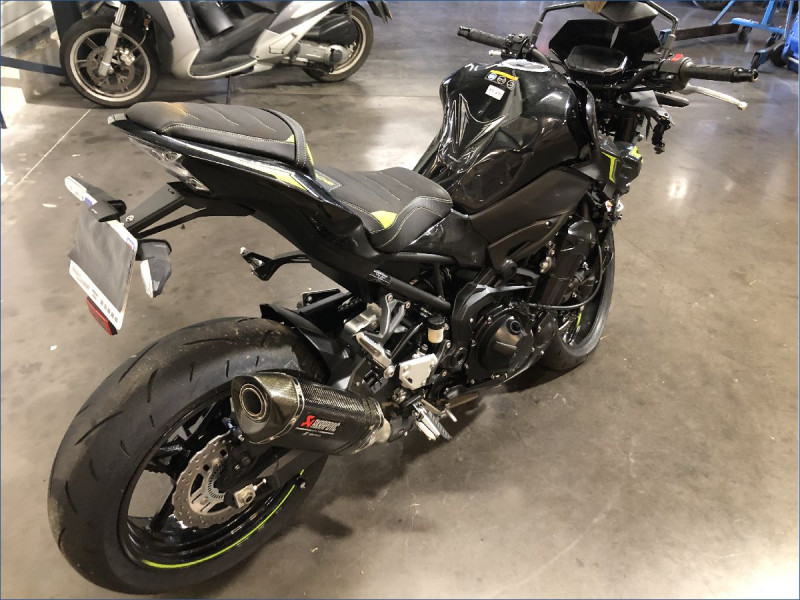KAWASAKI Z900 