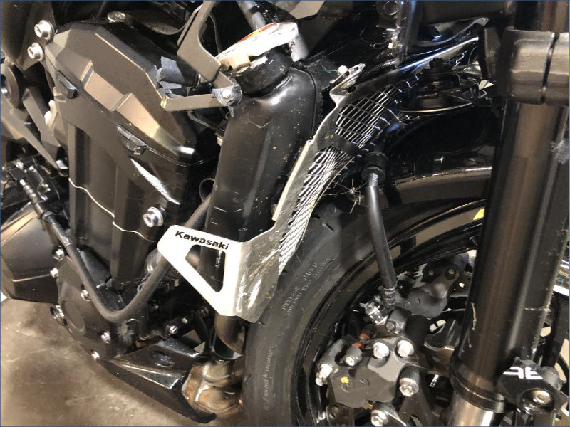 KAWASAKI Z900 