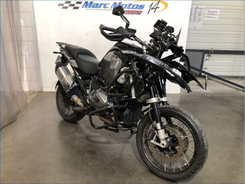 BMW R1250GS TRIPLE-BLACK