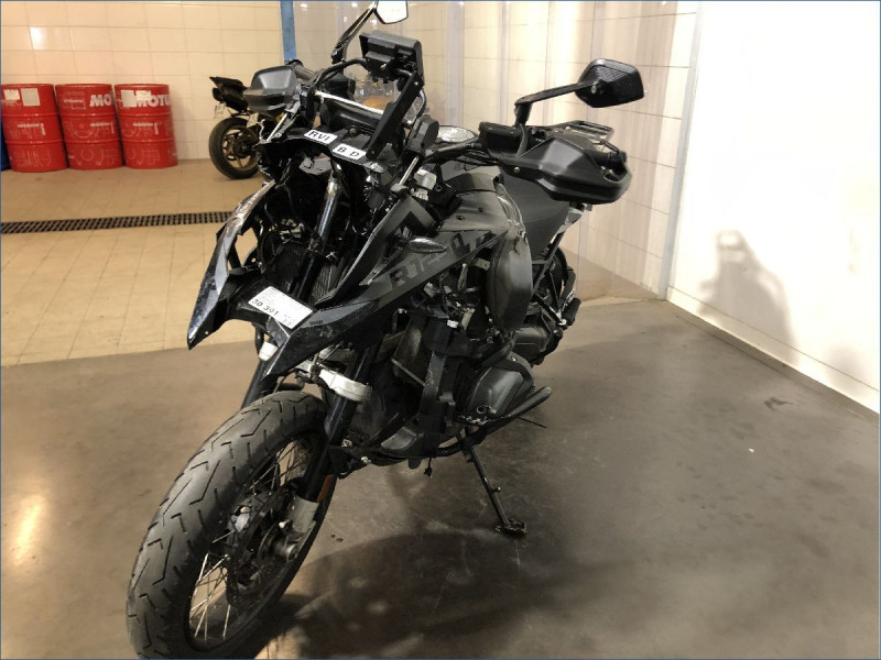BMW R1250GS TRIPLE-BLACK