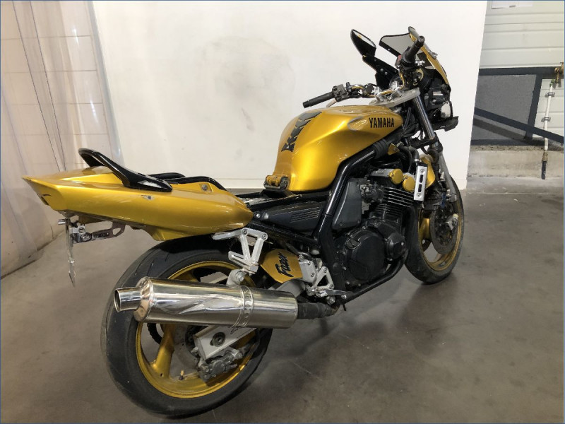YAMAHA 600 FAZER 