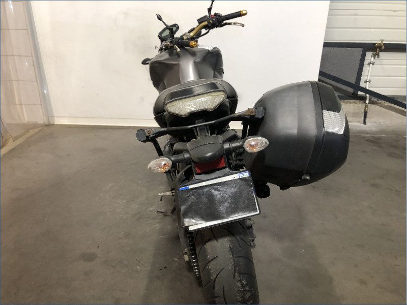 YAMAHA MT09 