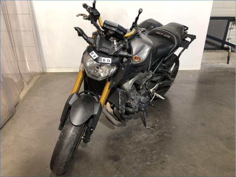 YAMAHA MT09 