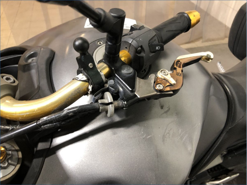 YAMAHA MT09 