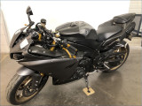 YAMAHA R1 