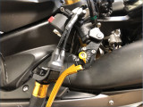 YAMAHA R1 