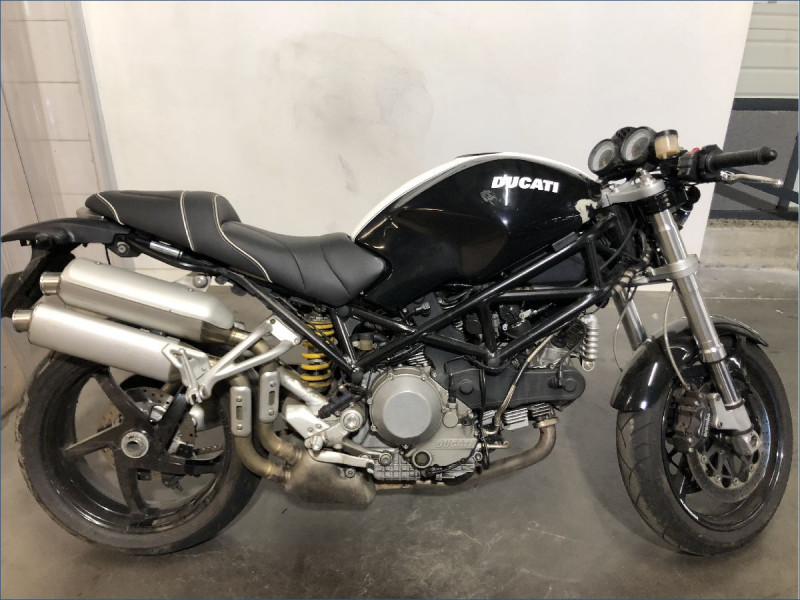 DUCATI 1000 S2R 