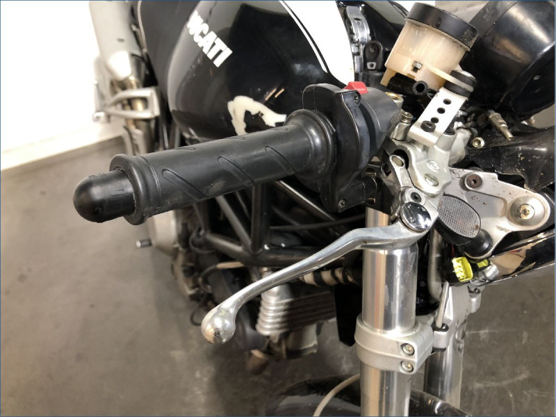 DUCATI 1000 S2R 