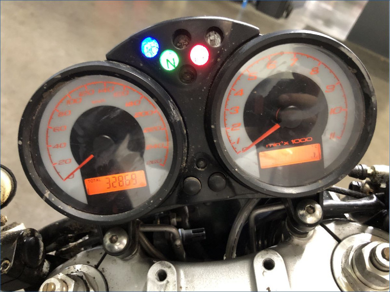 DUCATI 1000 S2R 