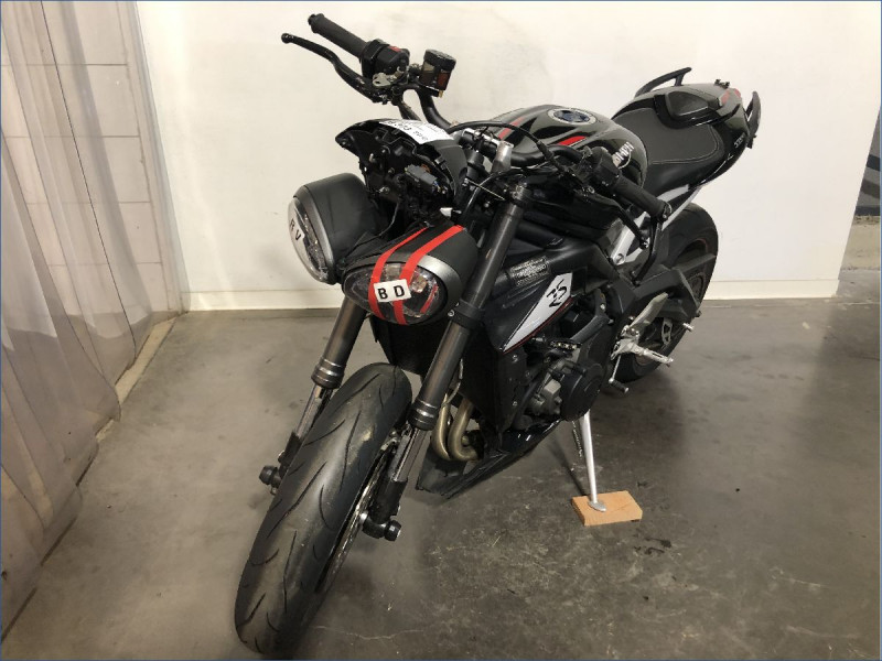 TRIUMPH 765 STREET TRIPLE RS