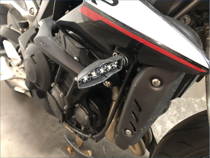 TRIUMPH 765 STREET TRIPLE RS