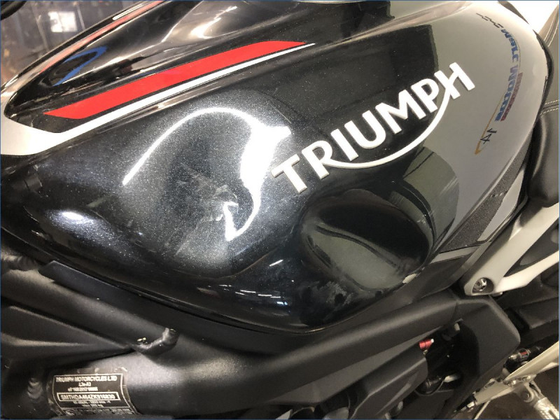 TRIUMPH 765 STREET TRIPLE RS