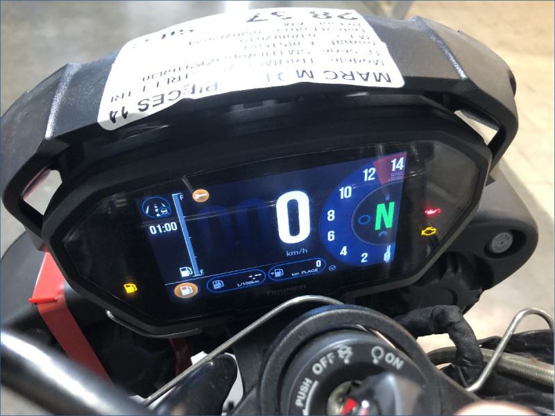 TRIUMPH 765 STREET TRIPLE RS
