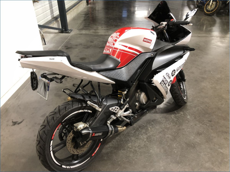 YAMAHA 125 YZF R 