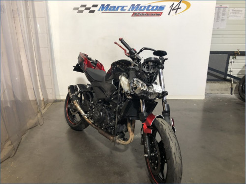KAWASAKI Z400 