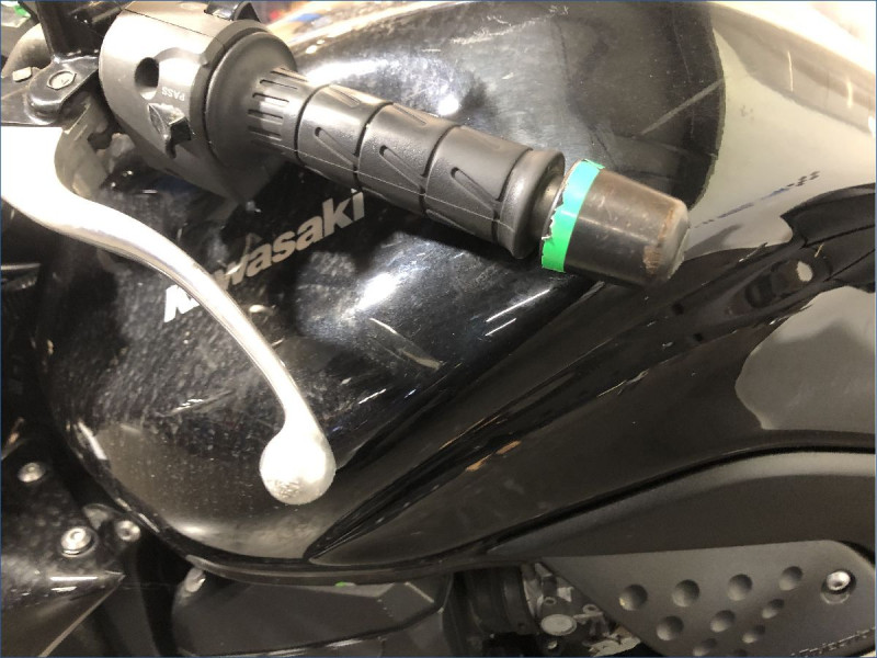 KAWASAKI Z750 