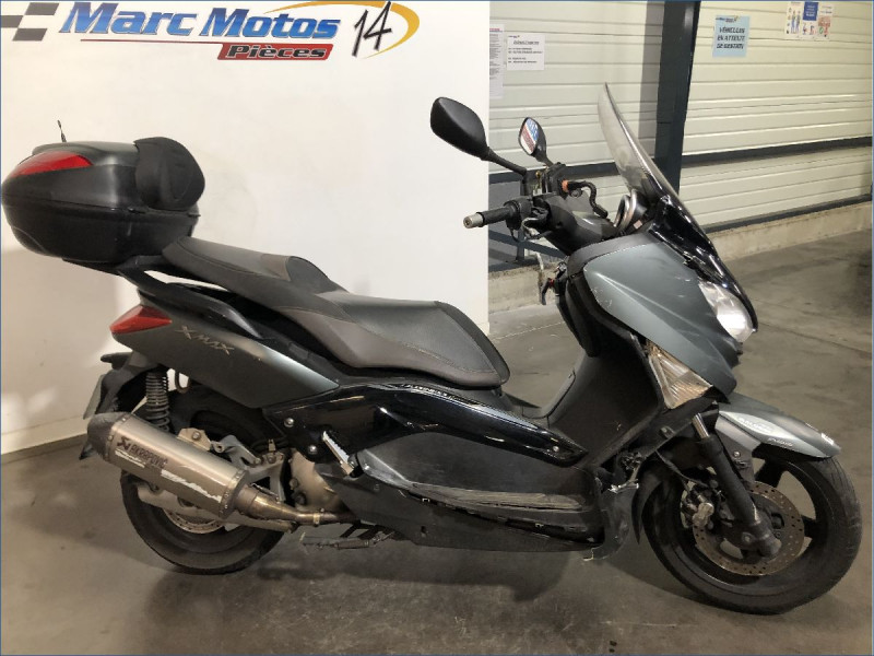 YAMAHA 125 XMAX 