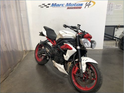TRIUMPH 675 STREET TRIPLE R