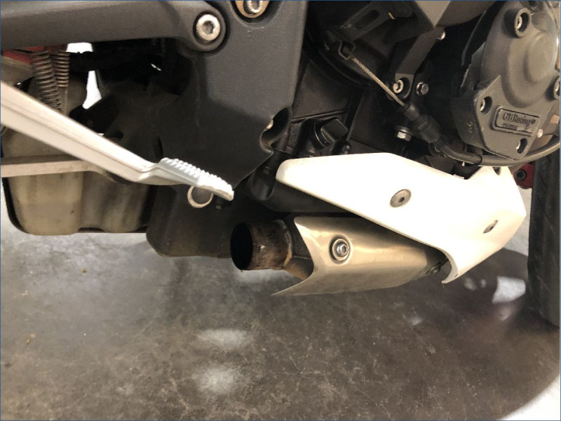 TRIUMPH 675 STREET TRIPLE R