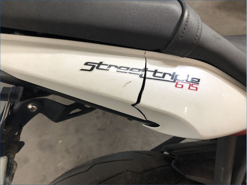 TRIUMPH 675 STREET TRIPLE R