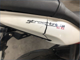 TRIUMPH 675 STREET TRIPLE R