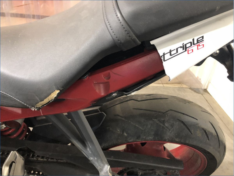 TRIUMPH 675 STREET TRIPLE R
