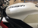 TRIUMPH 675 STREET TRIPLE R