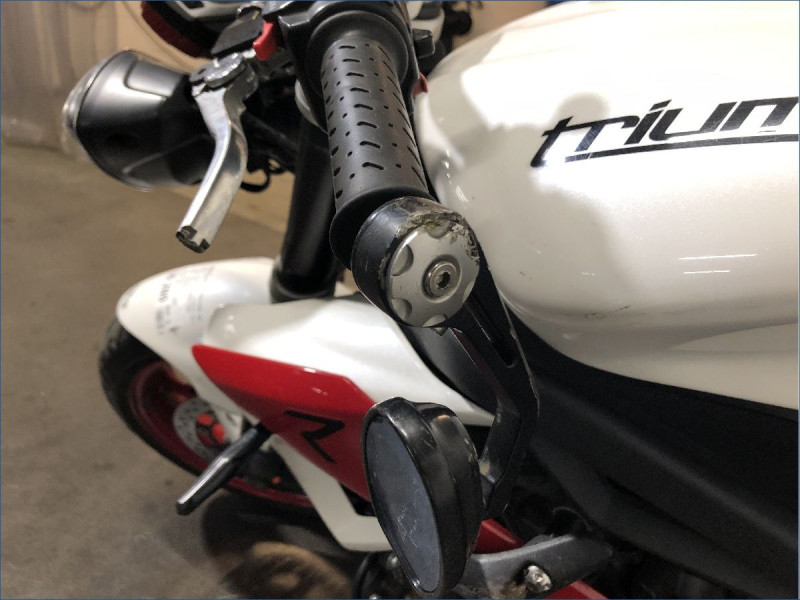 TRIUMPH 675 STREET TRIPLE R