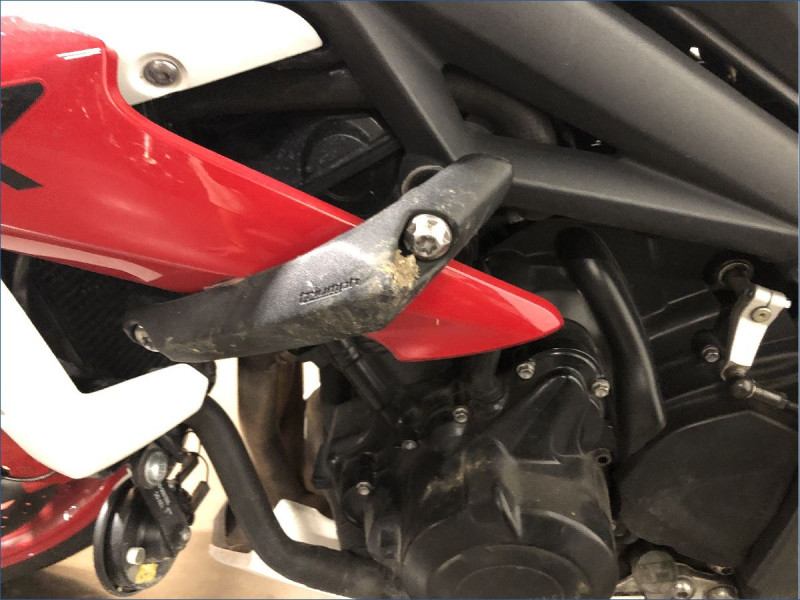 TRIUMPH 675 STREET TRIPLE R