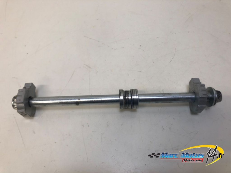 AXE DE ROUE ARRIERE KTM 125 DUKE ABS 2019