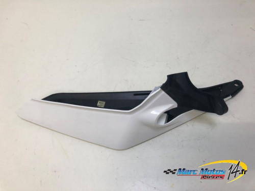 CACHE LATERAL DROIT KTM 125 DUKE ABS 2019