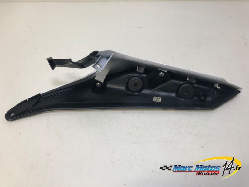 CACHE LATERAL DROIT KTM 125 DUKE ABS 2019