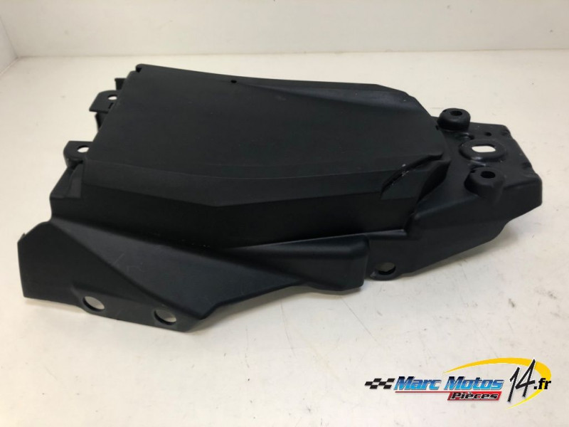 PASSAGE DE ROUE KTM 125 DUKE ABS 2019