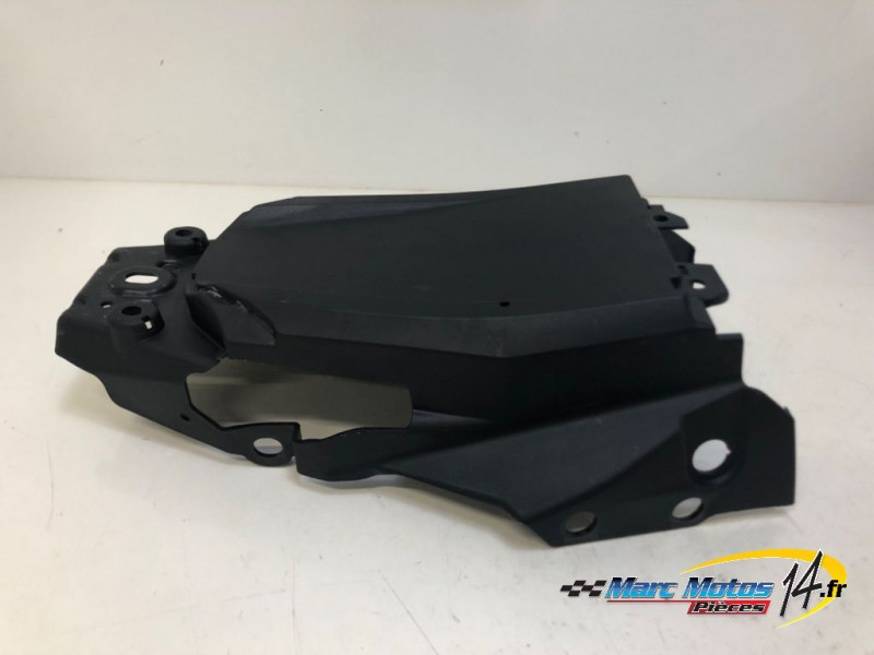 PASSAGE DE ROUE KTM 125 DUKE ABS 2019